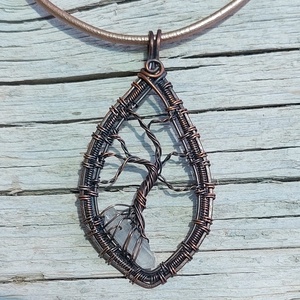 Életfa nyaklánc vörösréz drótból hegyikristály kővel - ékszer - nyaklánc - medálos nyaklánc - Meska.hu