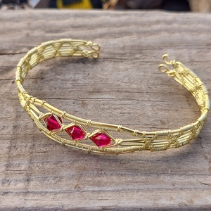 Drót karkötő rubin vörös swarovski kristályokkal - ékszer - karkötő - karperec - Meska.hu