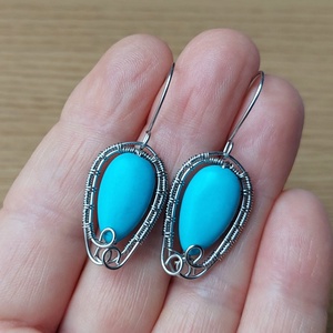 Acél drót fülbevaló türkiz ásvány kövekkel, Ékszer, Fülbevaló, Lógó fülbevaló, Ékszerkészítés, MESKA