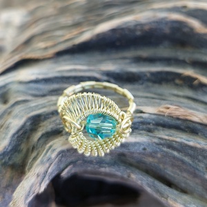 Türkiz színű swarovski drót gyűrű - ékszer - gyűrű - szoliter gyűrű - Meska.hu