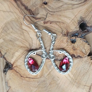 Borvörös swarovski fülbevaló - ékszer - fülbevaló - lógó fülbevaló - Meska.hu