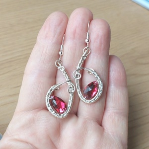 Borvörös swarovski fülbevaló - ékszer - fülbevaló - lógó fülbevaló - Meska.hu