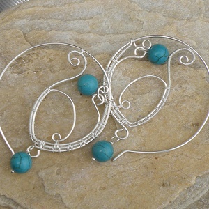 Karika fülbevaló türkiz ásványkövekkel, Ékszer, Fülbevaló, Karika fülbevaló, Ékszerkészítés, MESKA