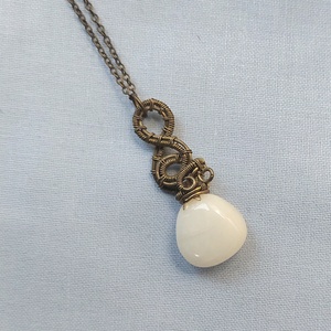 Tejkvarc nyaklánc, Ékszer, Nyaklánc, Medálos nyaklánc, Ékszerkészítés, MESKA