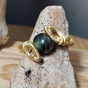 Sólyomszem drót gyűrű - ékszer - gyűrű - szoliter gyűrű - Meska.hu