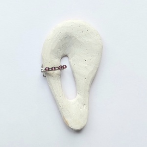 Gyerek fülékszer drótból és gyöngyökből - ékszer - fülbevaló - fülékszer - Meska.hu