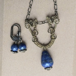 Sárgaréz drótékszer szett lápis lazuli ásvány kövekkel - ékszer - ékszerszett - Meska.hu