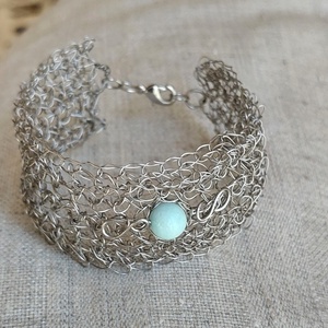 Horgolt acél karkötő amazonit ásvány golyóval - Meska.hu