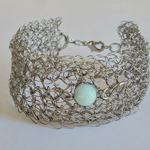 Horgolt acél karkötő amazonit ásvány golyóval - ékszer - karkötő - széles karkötő - Meska.hu