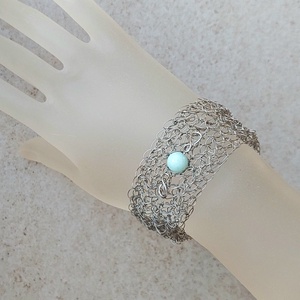 Horgolt acél karkötő amazonit ásvány golyóval - ékszer - karkötő - széles karkötő - Meska.hu