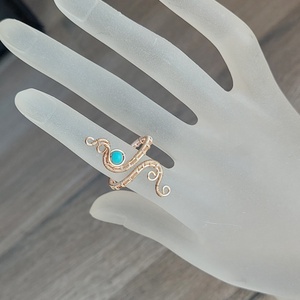 Rose gold színű drót gyűrű  - Meska.hu