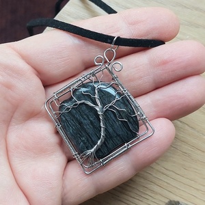 Acél életfa nyaklánc fekete pala kővel - ékszer - nyaklánc - medálos nyaklánc - Meska.hu