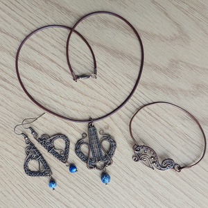 Vörösréz drótékszer szett szodalit kövekkel - Meska.hu