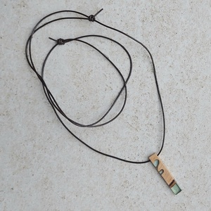 Olajfa és műgyanta unisex nyaklánc - ékszer - nyaklánc - medálos nyaklánc - Meska.hu