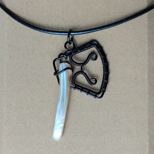 Drót fejsze nyaklánc férfi részére, Ékszer, Nyaklánc, Medálos nyaklánc, Ékszerkészítés, MESKA