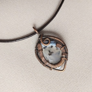 Pici vörösréz lány nyaklánc achát ásvánnyal - Meska.hu