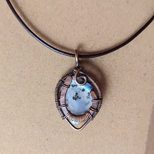 Pici vörösréz lány nyaklánc achát ásvánnyal - ékszer - nyaklánc - medálos nyaklánc - Meska.hu