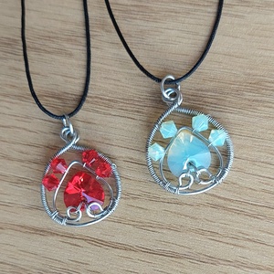 Kutya / macska tappancs acél nyaklánc swarovski kristályokkal - ékszer - nyaklánc - medálos nyaklánc - Meska.hu