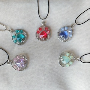 Kutya / macska tappancs acél nyaklánc swarovski kristályokkal - Meska.hu