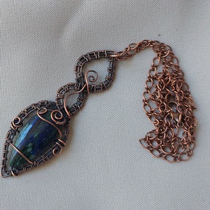 Vörösréz drót nyaklánc azurit-malachit ásvány kővel - ékszer - nyaklánc - medálos nyaklánc - Meska.hu