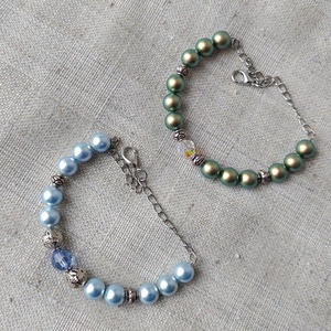 Swarovski gyöngy és kristály karkötők - ékszer - karkötő - memóriadrótos karkötő - Meska.hu