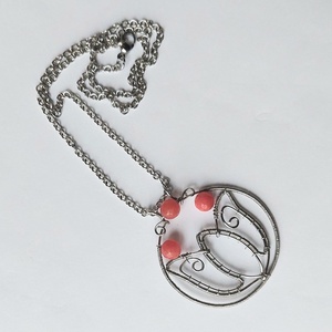 Acél tulipán nyaklánc piros jáde ásvány golyókkal - ékszer - nyaklánc - medálos nyaklánc - Meska.hu