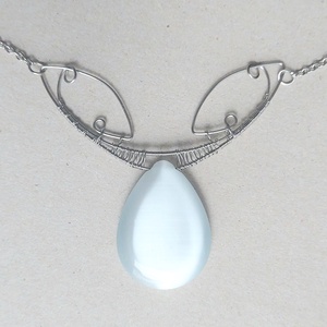 Acél nyaklánc fehér macskaszem kővel, Ékszer, Nyaklánc, Medálos nyaklánc, Ékszerkészítés, MESKA