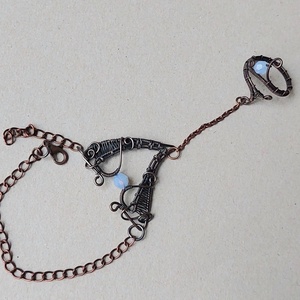 Vörösréz kézékszer, gyűrű karkötő swarovski kristályokkal - ékszer - karkötő - kézfej karkötő - Meska.hu