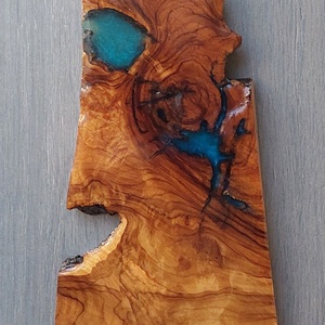 Olajfa és műgyanta fali dekoráció - otthon & életmód - dekoráció - fali és függő dekoráció - falra akasztható dekor - Meska.hu