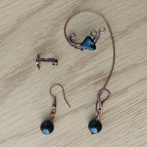 Vörösréz fülékszer obszidián ásvány kövekkel - ékszer - fülbevaló - fülékszer - Meska.hu