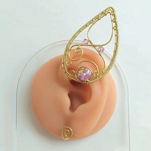 Arany tünde fülékszer swarovski kristályokkal - ékszer - fülbevaló - fülékszer - Meska.hu