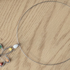 7 csakra ásvány nyaklánc acélból - ékszer - nyaklánc - medálos nyaklánc - Meska.hu