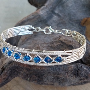 Ezüstözött karkötő és fülbevaló szett kék swarovski kristályokkal - esküvő - ékszer - ékszerszett - Meska.hu