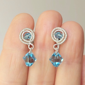 Bedugós fülbevaló swarovski kristályokkal - ékszer - fülbevaló - lógó fülbevaló - Meska.hu