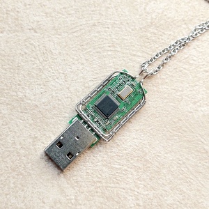 Férfi pendrive acél nyaklánc - ékszer - nyaklánc - medálos nyaklánc - Meska.hu