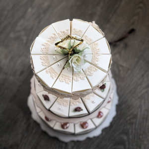 Esküvői 3 emeletes papírtorta - Meska.hu