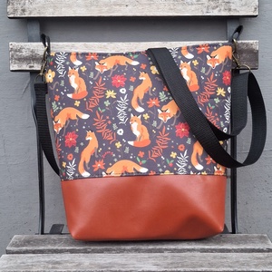  Rókás válltáska - táska & tok - kézitáska & válltáska - válltáska - Meska.hu