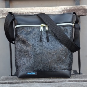 Virág mintás kistáska - Meska.hu