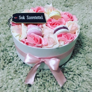 Habrózsabox macaronnal - Meska.hu