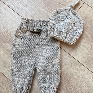 Újszülött nadrág sapkával, Ruha & Divat, Babaruha & Gyerekruha, Nadrág, Kötés, MESKA