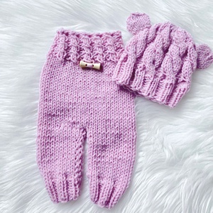 Újszülött nadrág sapkával - Meska.hu