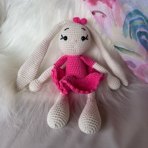 Szoknyás byuszik, Játék & Sport, Plüssállat & Játékfigura, Nyuszi, Horgolás, MESKA