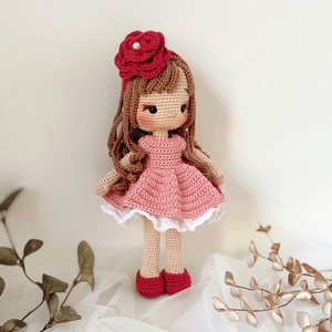 Horgolt baba rózsás hajpánttal - Meska.hu