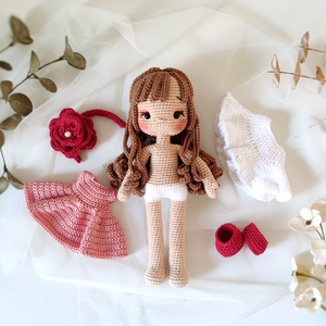 Horgolt baba rózsás hajpánttal - játék & sport - baba & babaház - öltöztethető baba - Meska.hu