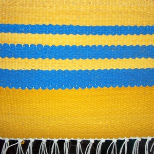 Sárga rongyszőnyeg kék csíkokkal -  - Meska.hu