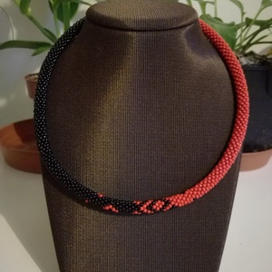 Gyöngyhorgolt nyaklánc, Ékszer, Nyaklánc, Gyöngyös nyaklánc, Horgolás, Gyöngyfűzés, gyöngyhímzés, MESKA
