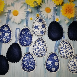 Húsvéti kék-fehér mintás tojásdíszek - otthon & életmód - dekoráció - fali és függő dekoráció - függődísz - Meska.hu