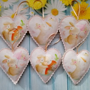 Húsvéti dísz - nyuszis szívek, Otthon & Életmód, Dekoráció, Fali és függő dekoráció, Függődísz, Varrás, MESKA