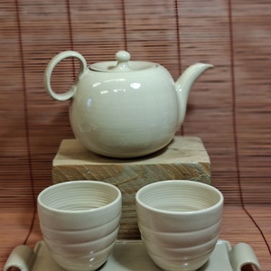 Teaskanna, kettő pohárral és tálcával , Otthon & Életmód, Konyhafelszerelés, tálalás, Konyhai tárolás, Tea & Kávé tárolás, , MESKA