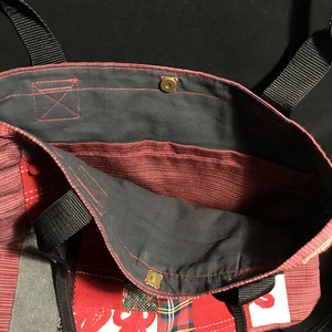 Piros-fekete válltáska - táska & tok - kézitáska & válltáska - válltáska - Meska.hu